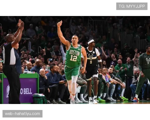 3D锋格兰特威廉姆斯挡拆制造错位拉开三分空间