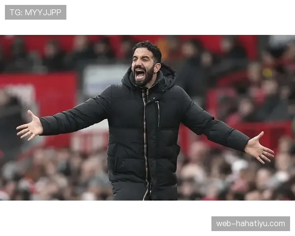 曼联争冠背后的致命隐患：老化阵容与危机管理暴露豪门衰落真相