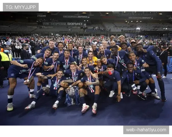 巴黎欧冠突破压力持续增加，球队状态面临考验对后续表现形成制约