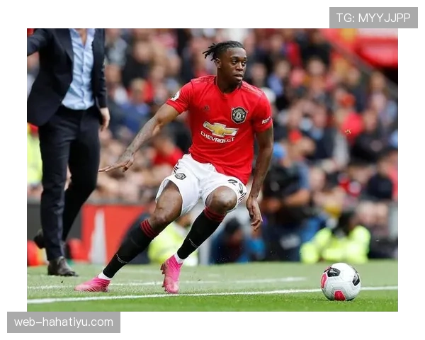 曼联转会策略失误问题：对球队重建进程与竞争格局产生明显影响